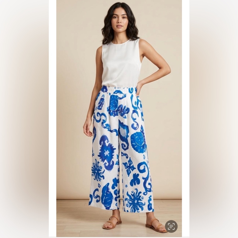 Entro Royal Blue/White Flowy Tropical Print Wide Leg Pants. Size Small. Coastal.